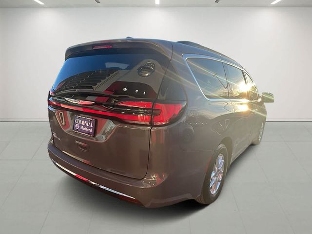 2022 Chrysler Pacifica Touring-L