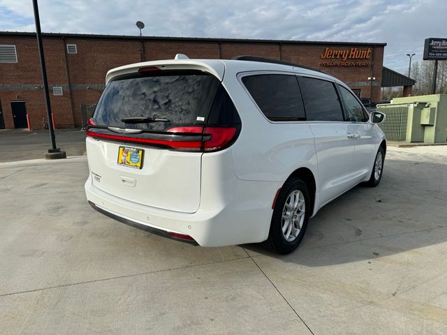 2022 Chrysler Pacifica Touring-L