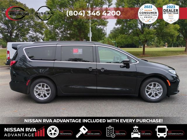 2022 Chrysler Pacifica Touring-L