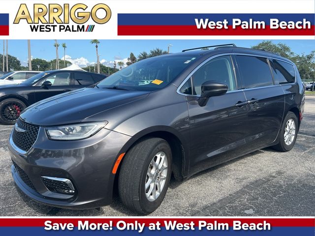 2022 Chrysler Pacifica Touring-L