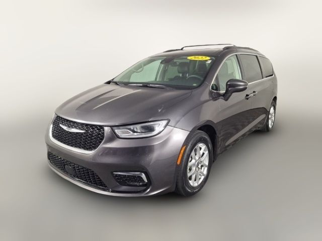 2022 Chrysler Pacifica Touring-L