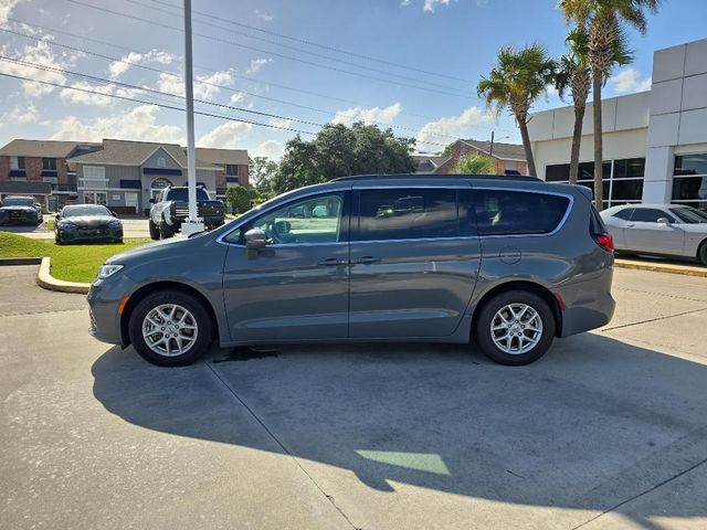 2022 Chrysler Pacifica Touring-L