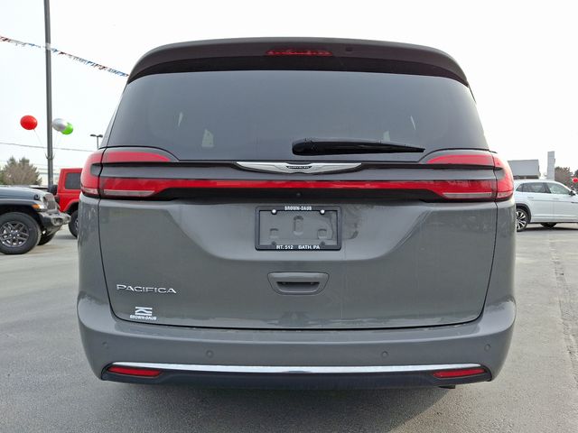 2022 Chrysler Pacifica Touring-L