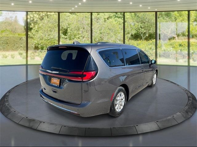 2022 Chrysler Pacifica Touring-L