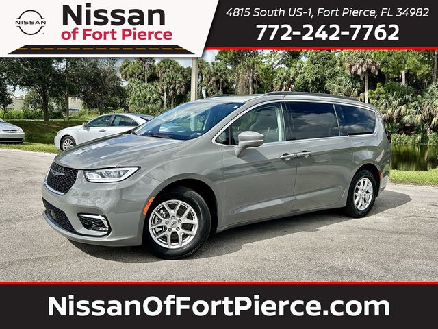 2022 Chrysler Pacifica Touring-L