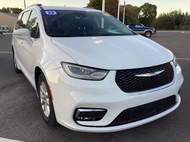 2022 Chrysler Pacifica Touring-L