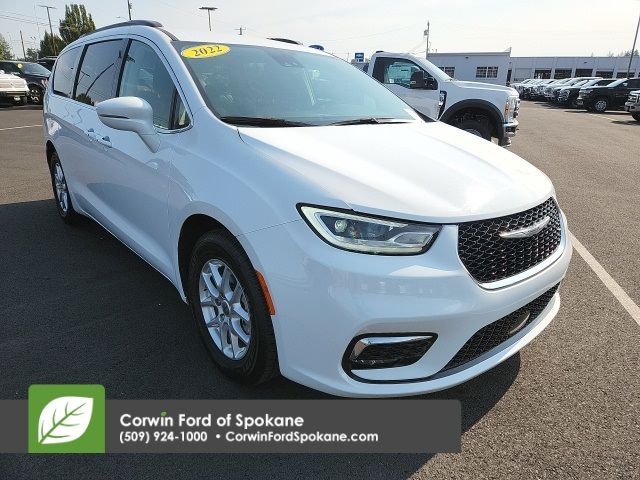 2022 Chrysler Pacifica Touring-L