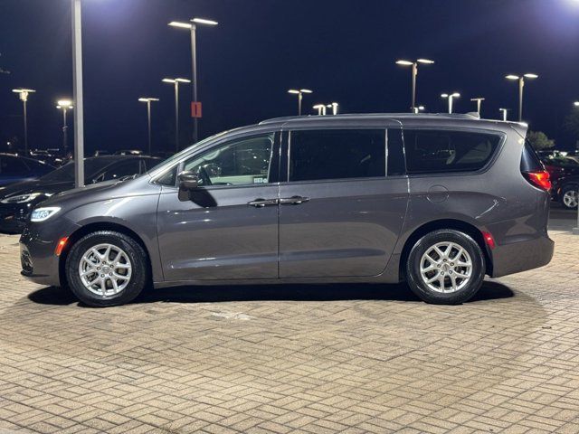 2022 Chrysler Pacifica Touring-L