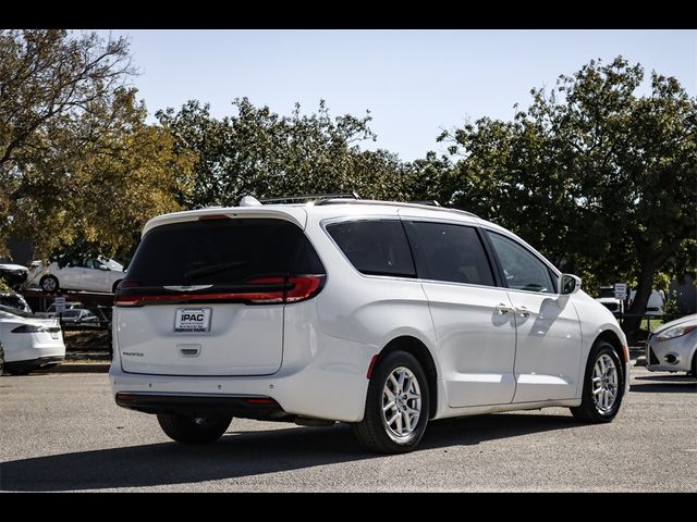 2022 Chrysler Pacifica Touring-L