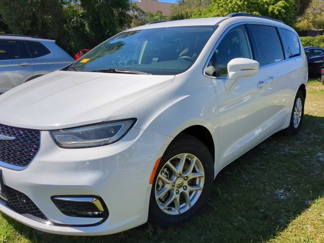 2022 Chrysler Pacifica Touring-L