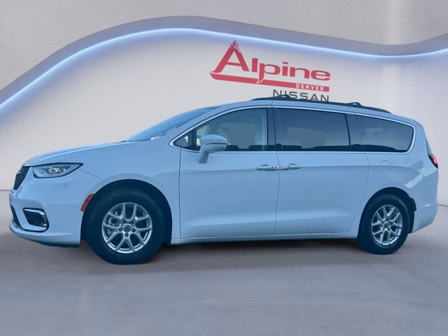 2022 Chrysler Pacifica Touring-L