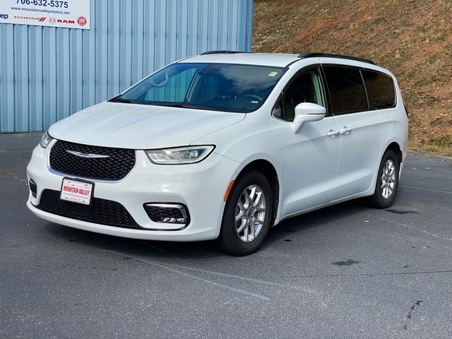 2022 Chrysler Pacifica Touring-L