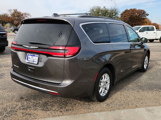 2022 Chrysler Pacifica Touring-L