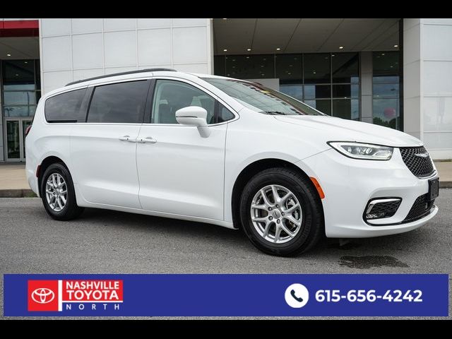 2022 Chrysler Pacifica Touring-L