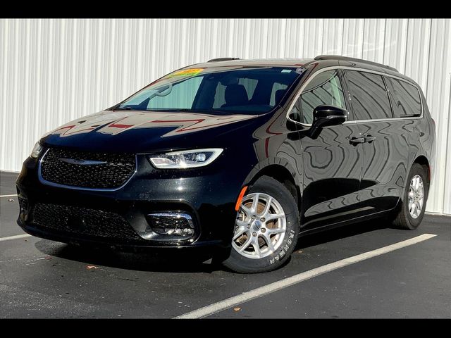 2022 Chrysler Pacifica Touring-L