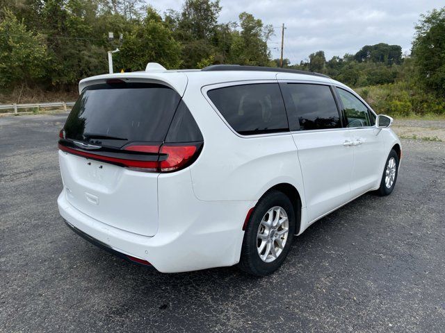 2022 Chrysler Pacifica Touring-L