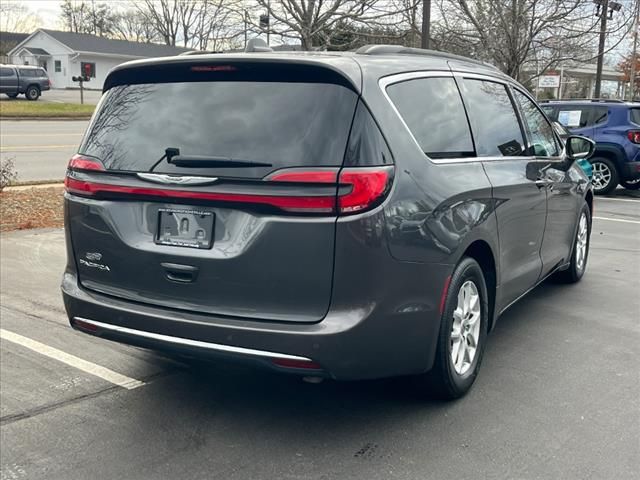 2022 Chrysler Pacifica Touring-L