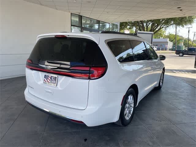 2022 Chrysler Pacifica Touring-L