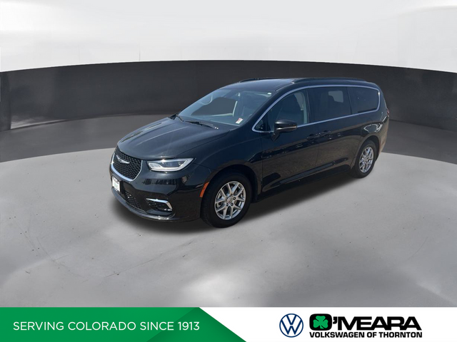 2022 Chrysler Pacifica Touring-L