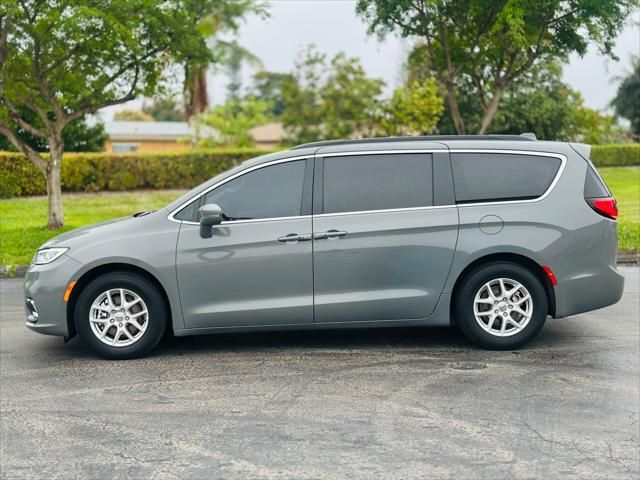 2022 Chrysler Pacifica Touring-L