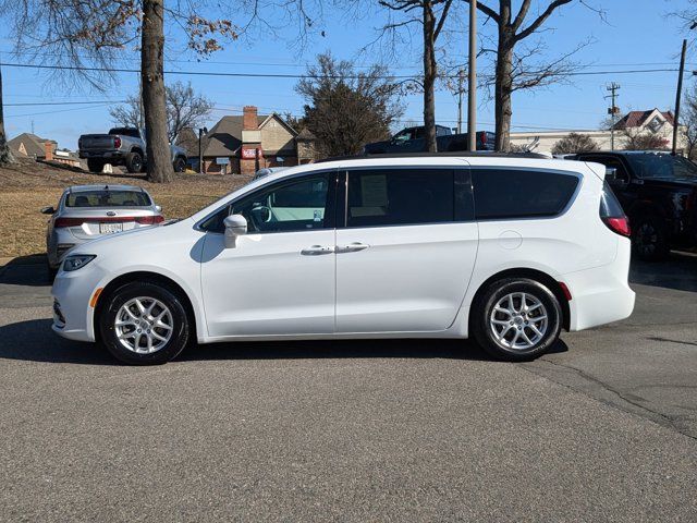 2022 Chrysler Pacifica Touring-L