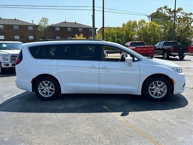 2022 Chrysler Pacifica Touring-L