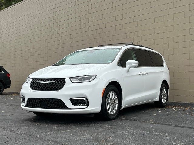 2022 Chrysler Pacifica Touring-L