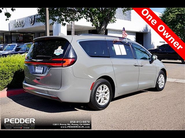 2022 Chrysler Pacifica Touring-L