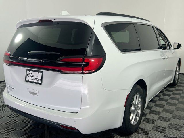 2022 Chrysler Pacifica Touring-L