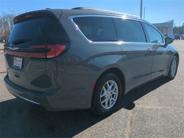 2022 Chrysler Pacifica Touring-L