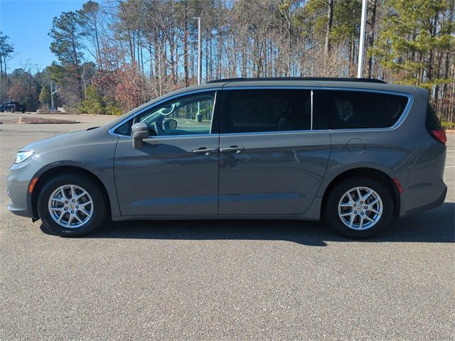 2022 Chrysler Pacifica Touring-L