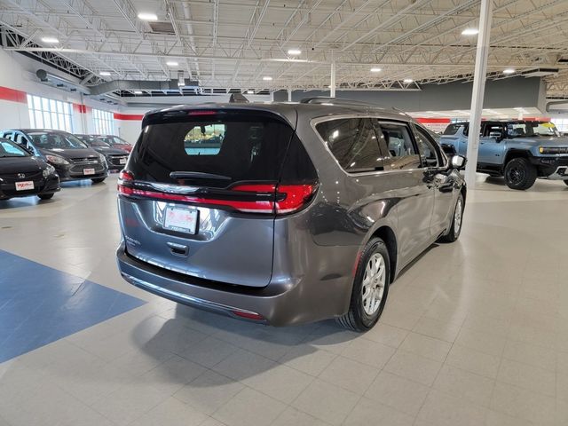 2022 Chrysler Pacifica Touring-L