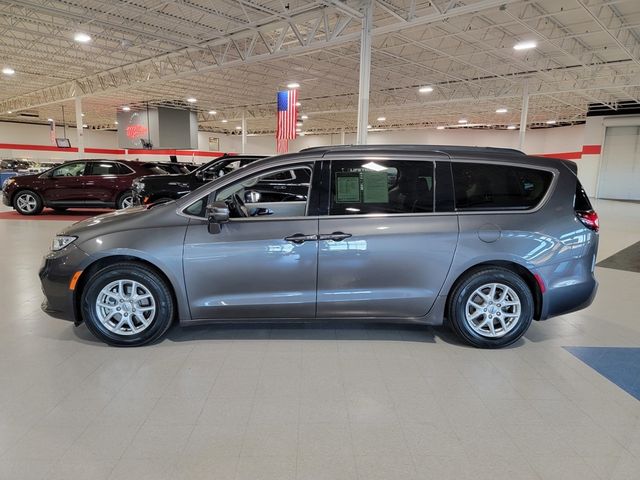 2022 Chrysler Pacifica Touring-L