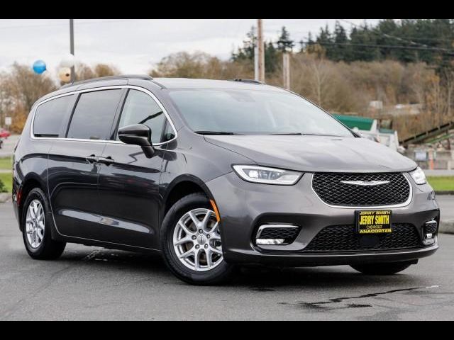 2022 Chrysler Pacifica Touring-L