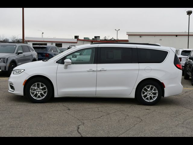 2022 Chrysler Pacifica Touring-L