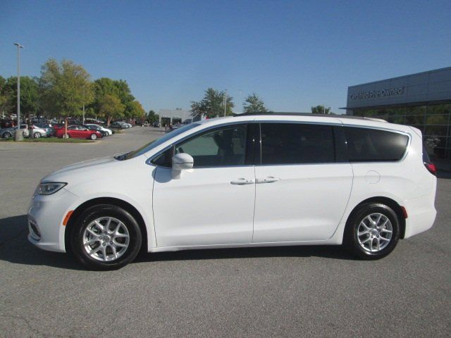 2022 Chrysler Pacifica Touring-L