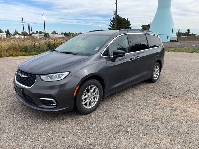 2022 Chrysler Pacifica Touring-L