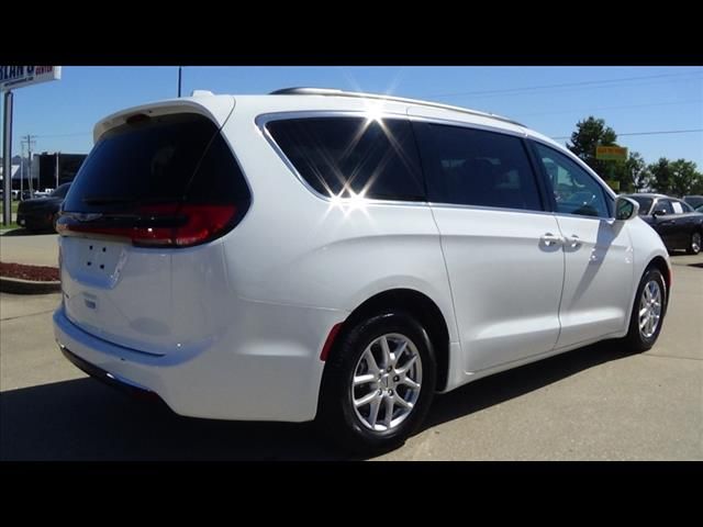 2022 Chrysler Pacifica Touring-L