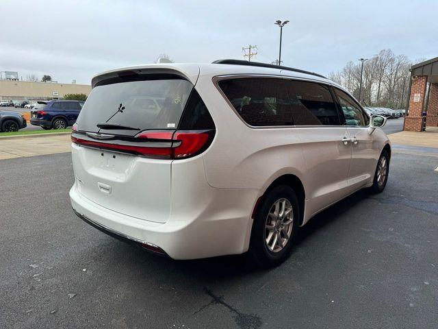 2022 Chrysler Pacifica Touring-L