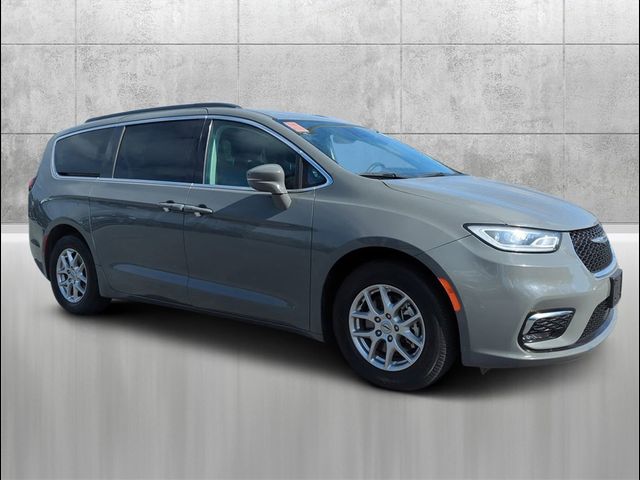 2022 Chrysler Pacifica Touring-L