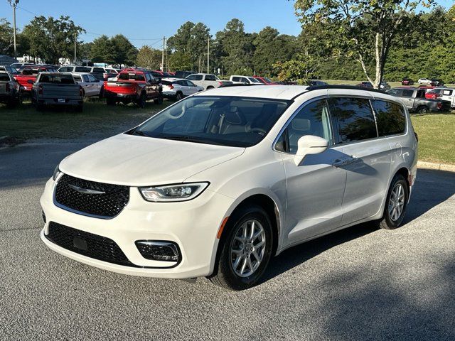 2022 Chrysler Pacifica Touring-L