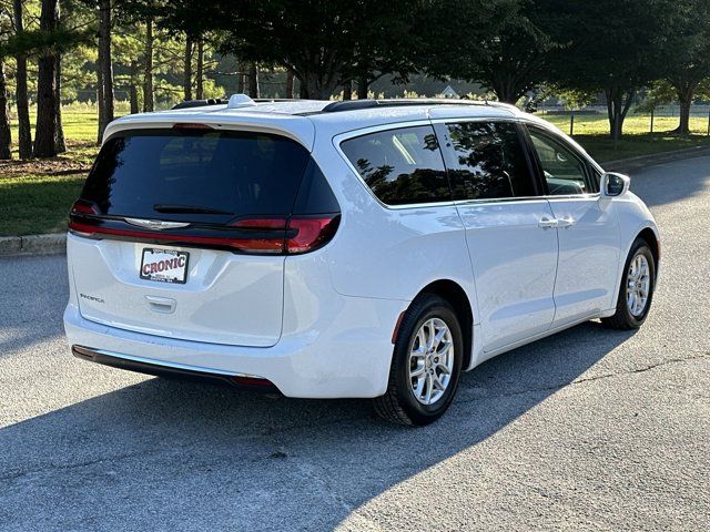 2022 Chrysler Pacifica Touring-L