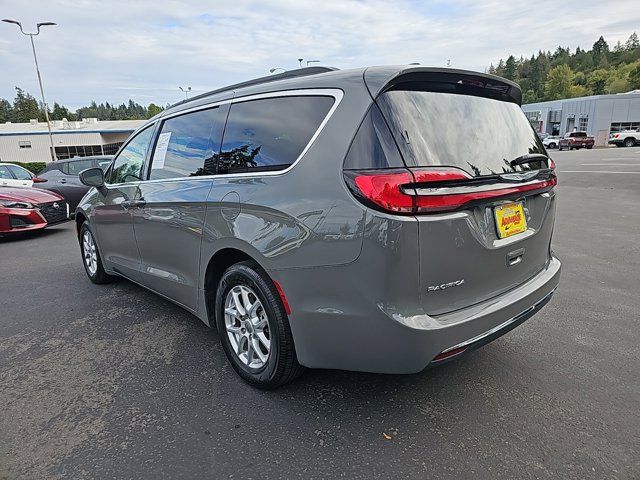 2022 Chrysler Pacifica Touring-L