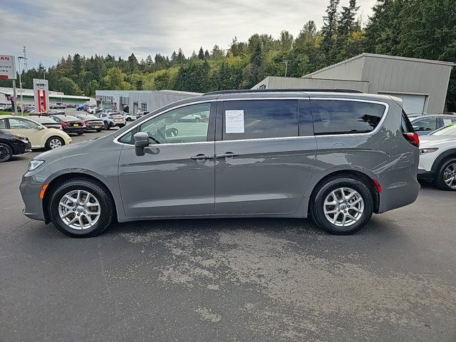 2022 Chrysler Pacifica Touring-L