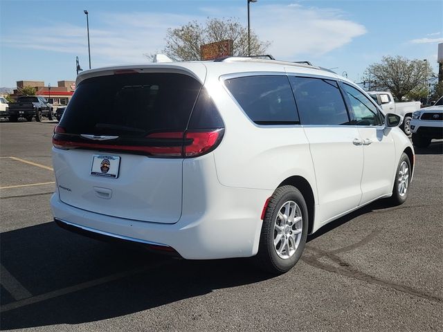 2022 Chrysler Pacifica Touring-L