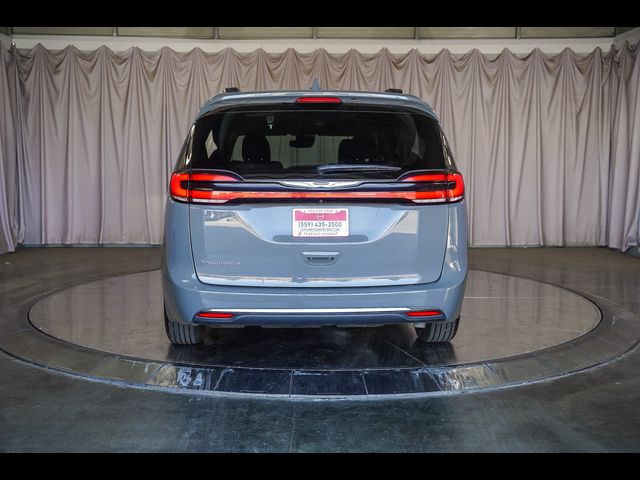 2022 Chrysler Pacifica Touring-L