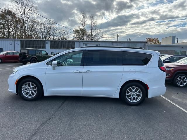 2022 Chrysler Pacifica Touring-L