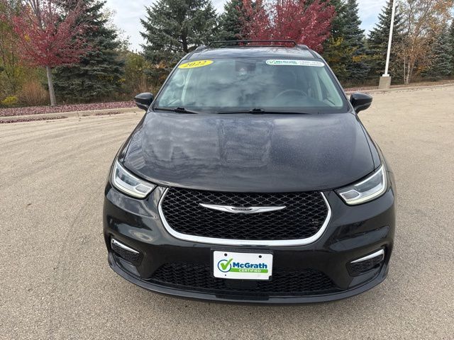 2022 Chrysler Pacifica Touring-L