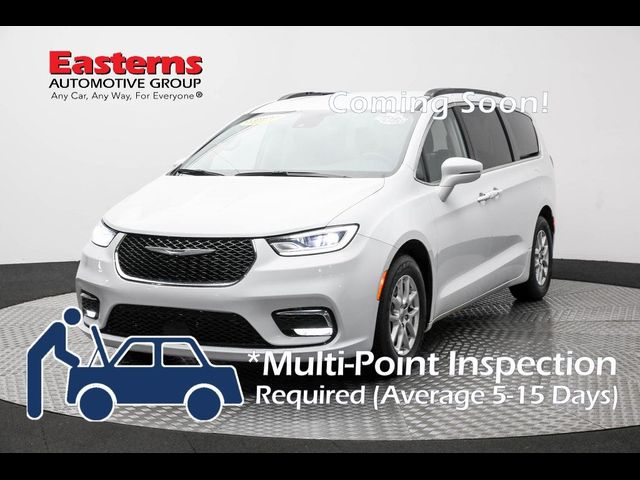2022 Chrysler Pacifica Touring-L