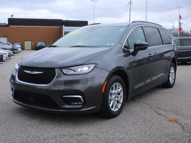 2022 Chrysler Pacifica Touring-L